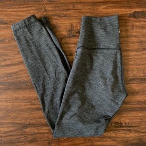 Lululemon Wunder Under 7/8th Leggings size 4
